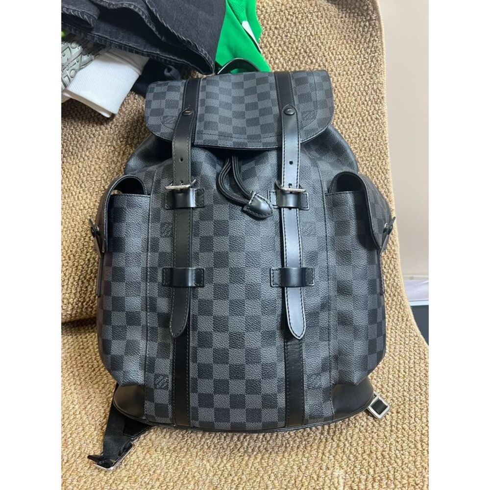 Louis Vuitton Women Pre-Loved Bag Very Good Condition